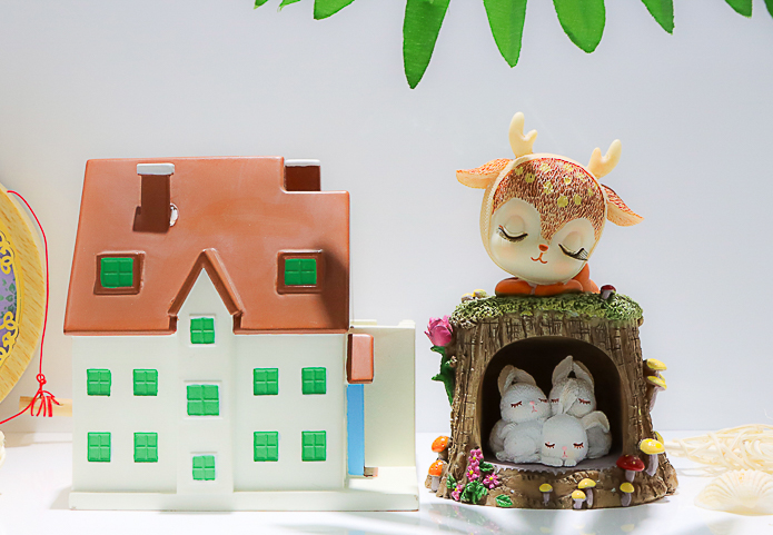 梅花鹿與小兔子擺件定制