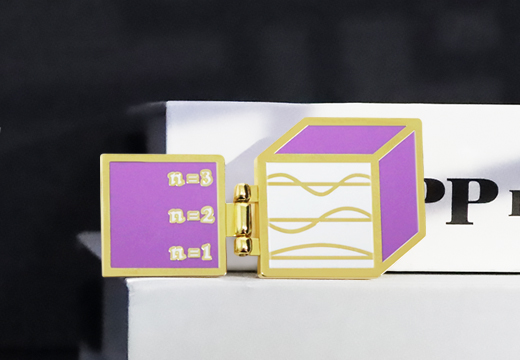 菱形翻蓋金屬徽章定制