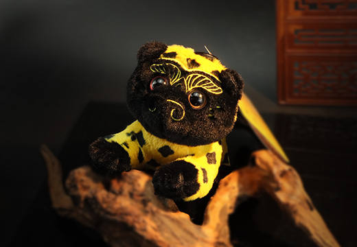 錯金銀銅豹毛絨公仔定制