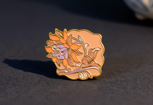 花朵琺瑯金屬徽章定制